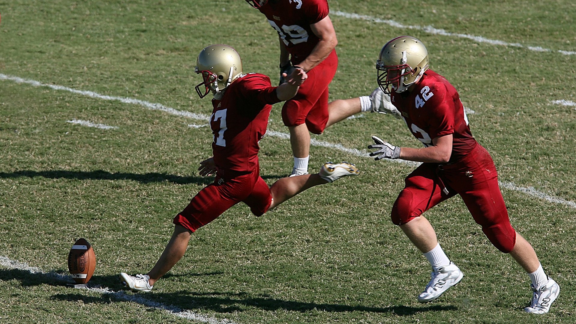 _新锐崭露头角:年轻球员崛起引发行业震动_,新兴球员