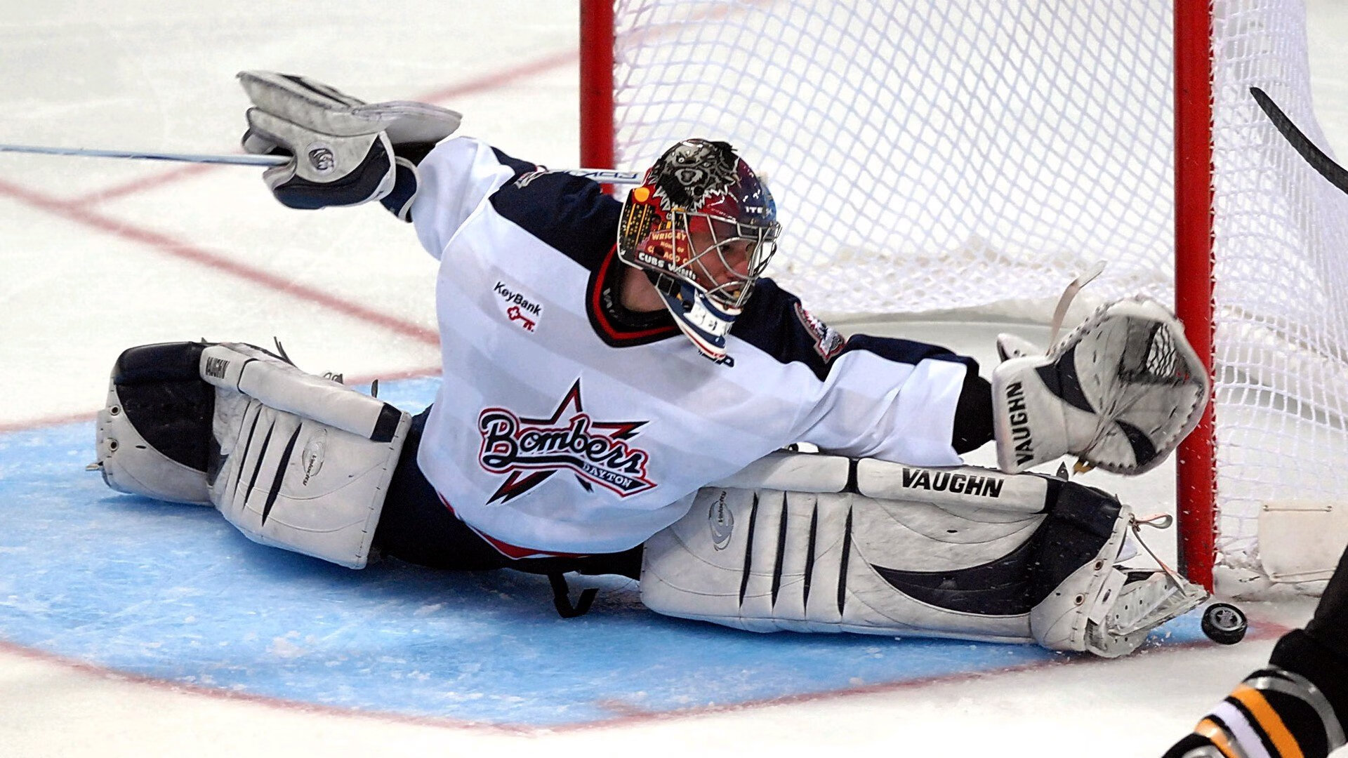 体育新闻中心推动体育视频内容多语言自动翻译，体育新闻播报视频