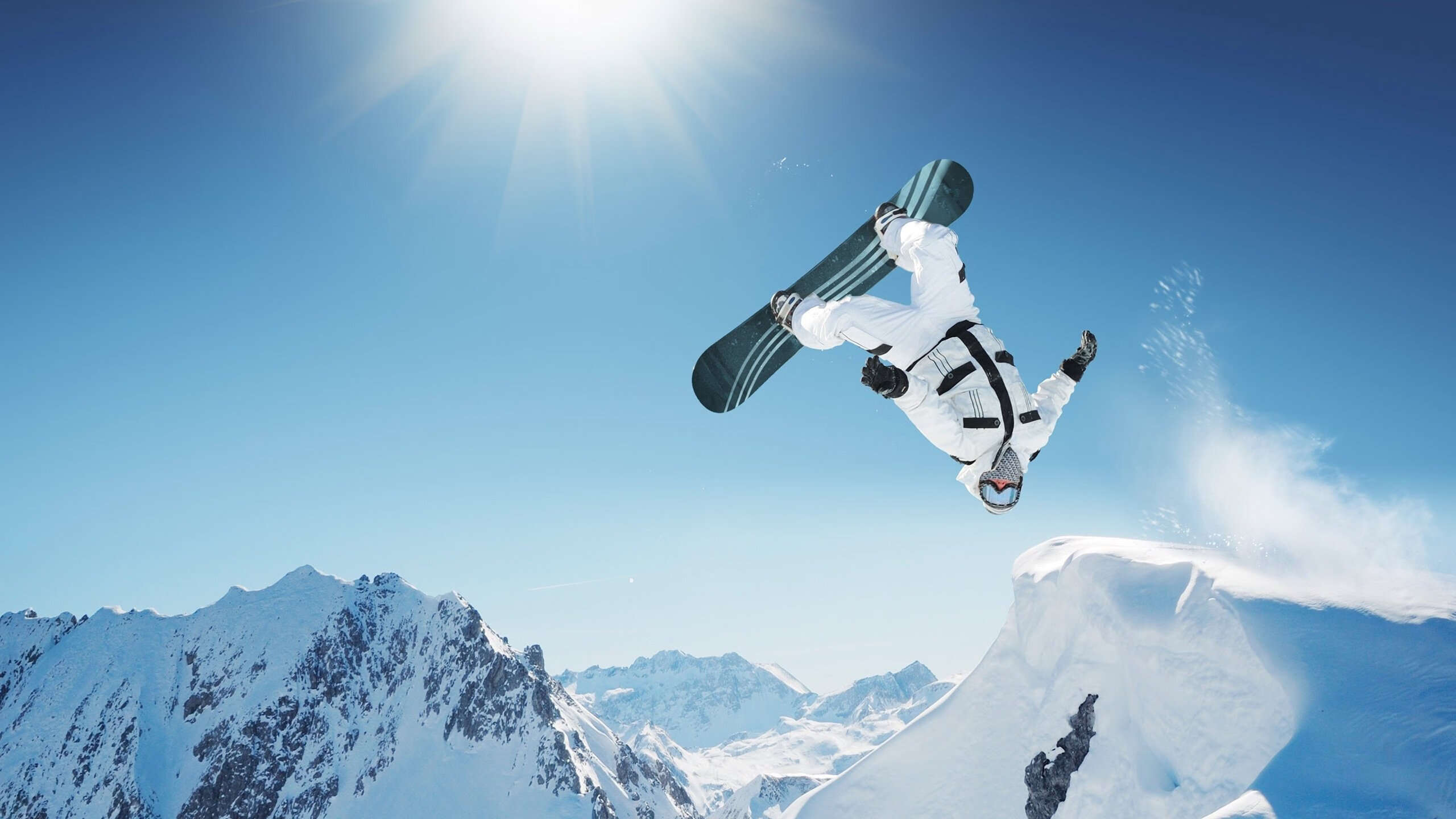 开云体育官方网站-搏击赛场新星异军突起表现抢眼，最新搏击视频比赛